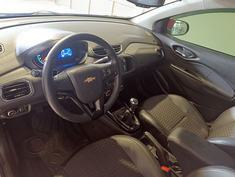 Chevrolet Onix 1 4 Ltz 2016/2017 SIM VEÍCULOS PORTO ALEGRE / Carros no Vale