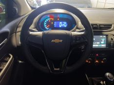 Chevrolet Onix 1 4 Ltz 2016/2017 SIM VEÍCULOS PORTO ALEGRE / Carros no Vale