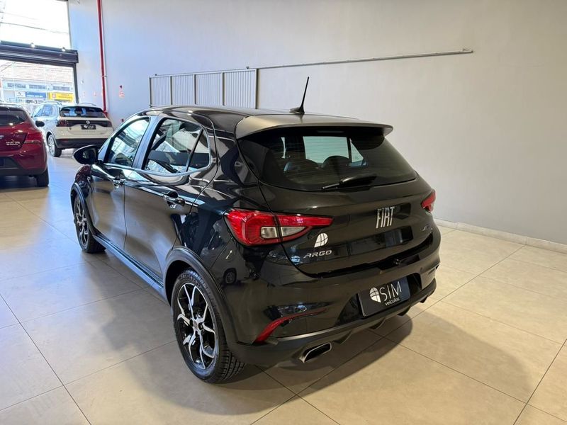 Fiat Argo Hgt 1.8 16v 2017/2018 SIM VEÍCULOS PORTO ALEGRE / Carros no Vale