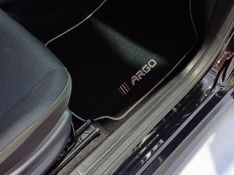 Fiat Argo Trekking 1.3 2021/2021 SIM VEÍCULOS PORTO ALEGRE / Carros no Vale