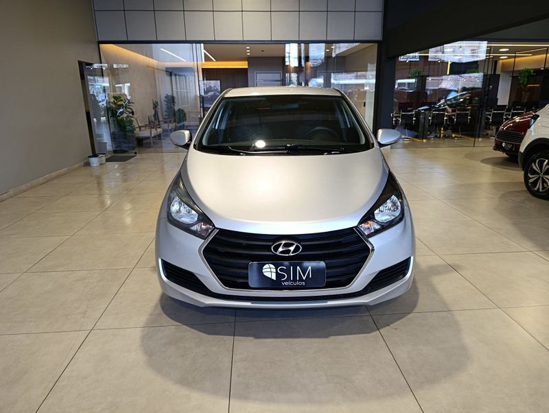 Hyundai Hb20 Comfort 1.6 16v Mec. 2015/2016 SIM VEÍCULOS PORTO ALEGRE / Carros no Vale