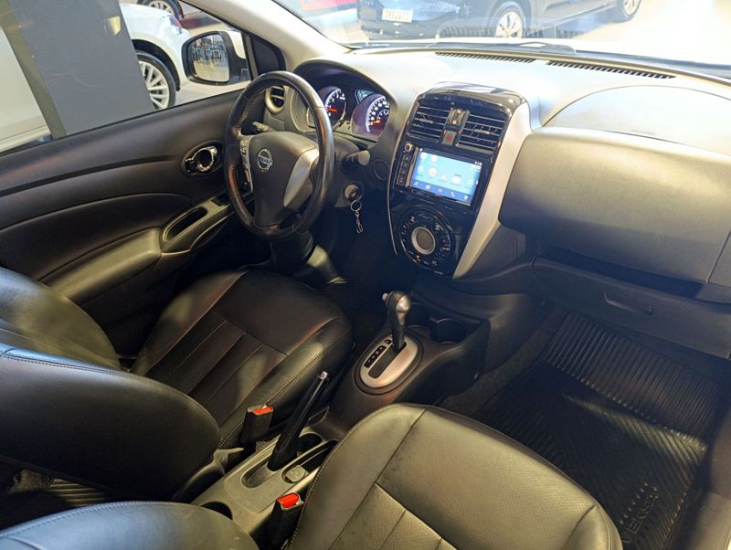 Nissan Versa 16sl Cvt 2018/2019 SIM VEÍCULOS PORTO ALEGRE / Carros no Vale