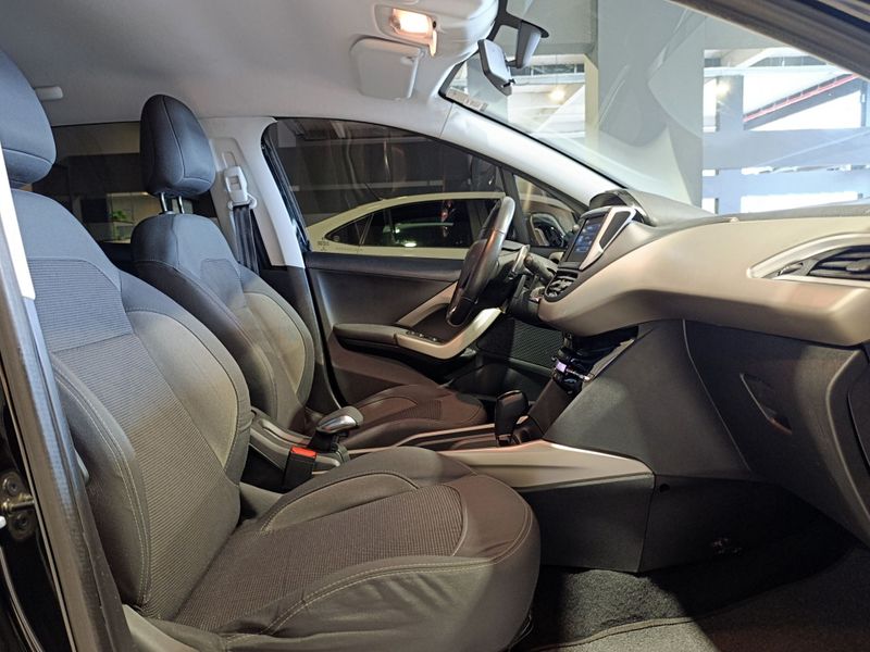 Peugeot 2008 Allure 1.6 16v 2017/2017 SIM VEÍCULOS PORTO ALEGRE / Carros no Vale