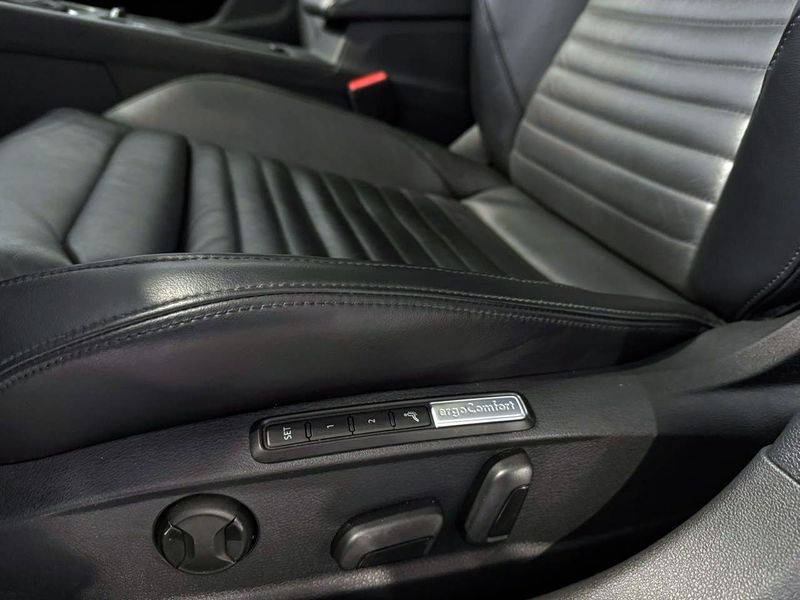 Volkswagen Passat Highline 2.0 Tsi 2018/2018 SIM VEÍCULOS PORTO ALEGRE / Carros no Vale