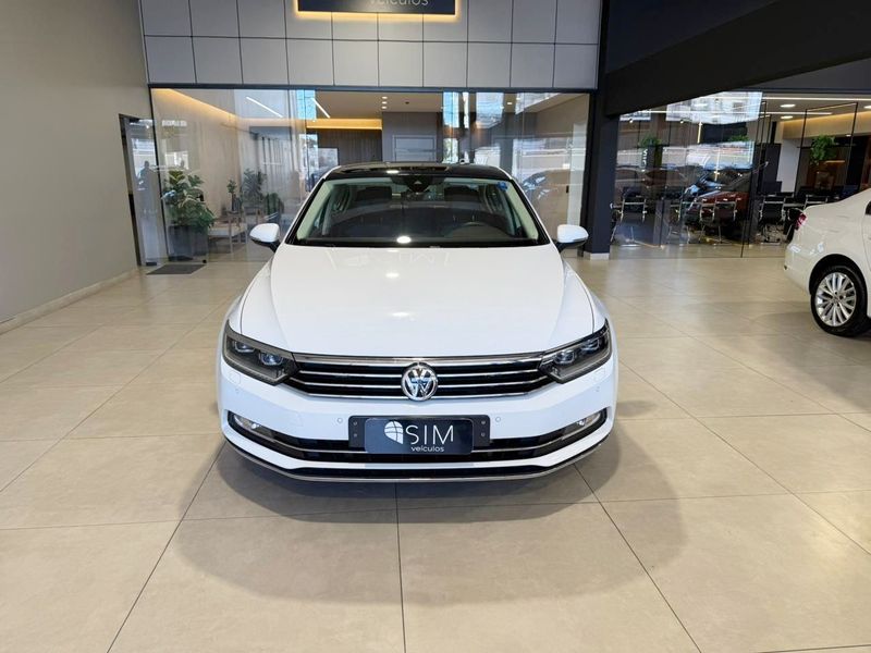 Volkswagen Passat Highline 2.0 Tsi 2018/2018 SIM VEÍCULOS PORTO ALEGRE / Carros no Vale