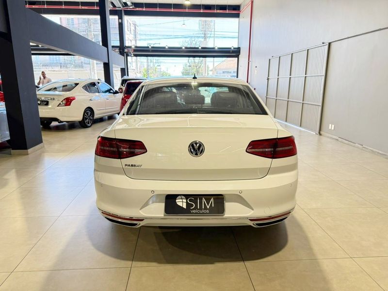 Volkswagen Passat Highline 2.0 Tsi 2018/2018 SIM VEÍCULOS PORTO ALEGRE / Carros no Vale