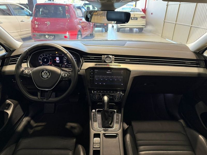 Volkswagen Passat Highline 2.0 Tsi 2018/2018 SIM VEÍCULOS PORTO ALEGRE / Carros no Vale