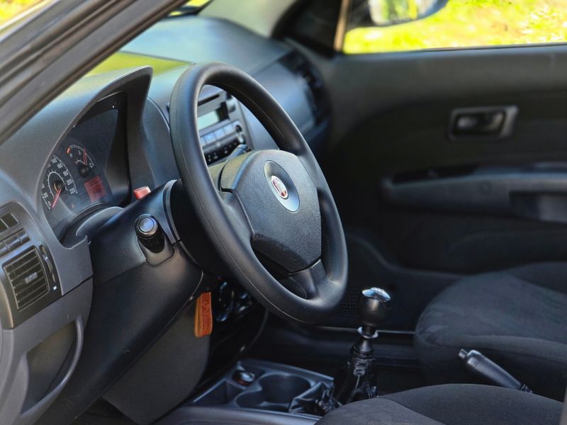 Fiat Siena EL 1.0 Mpi Fire 8V 2011/2012 AUTO NÍVEL VEÍCULOS SANTA CRUZ DO SUL / Carros no Vale