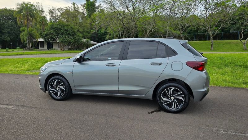 CHEVROLET ONIX HATCH LT 1.0 12V TB 2024/2024 AUTO NÍVEL VEÍCULOS SANTA CRUZ DO SUL / Carros no Vale
