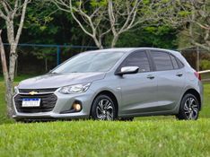 CHEVROLET ONIX HATCH LT 1.0 12V TB 2024/2024 AUTO NÍVEL VEÍCULOS SANTA CRUZ DO SUL / Carros no Vale