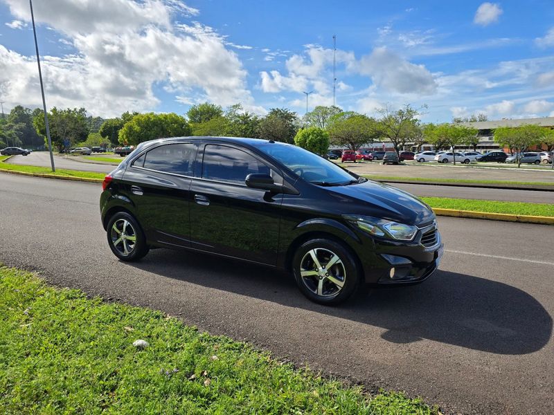 CHEVROLET ONIX HATCH LTZ 1.4 8V FlexPower 2019/2019 AUTO NÍVEL VEÍCULOS SANTA CRUZ DO SUL / Carros no Vale