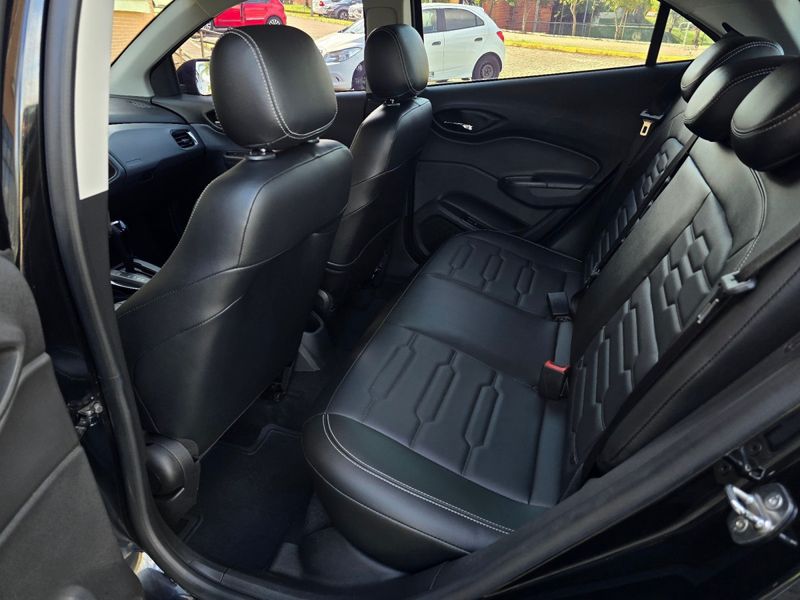 CHEVROLET ONIX HATCH LTZ 1.4 8V FlexPower 2019/2019 AUTO NÍVEL VEÍCULOS SANTA CRUZ DO SUL / Carros no Vale