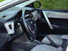Toyota Corolla GLi 1.8 16V 2014/2015 AUTO NÍVEL VEÍCULOS SANTA CRUZ DO SUL / Carros no Vale