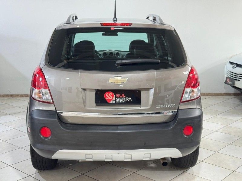 CHEVROLET CAPTIVA 2.4 FWD SPORT 16V 2012/2013 SUL SERRA MOTORS CAXIAS DO SUL / Carros no Vale