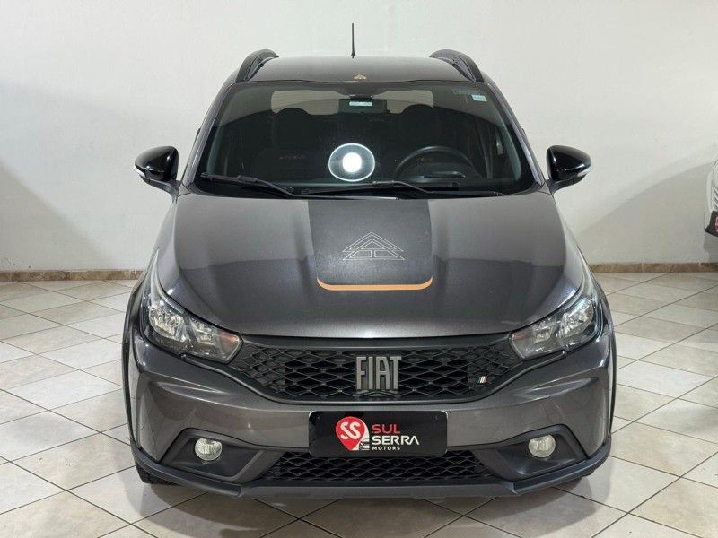 FIAT ARGO 1.3 V8 TREKKING 2023/2023 SUL SERRA MOTORS CAXIAS DO SUL / Carros no Vale