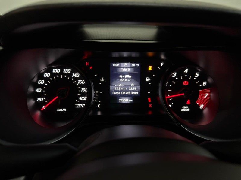 FIAT ARGO 1.3 V8 TREKKING 2023/2023 SUL SERRA MOTORS CAXIAS DO SUL / Carros no Vale