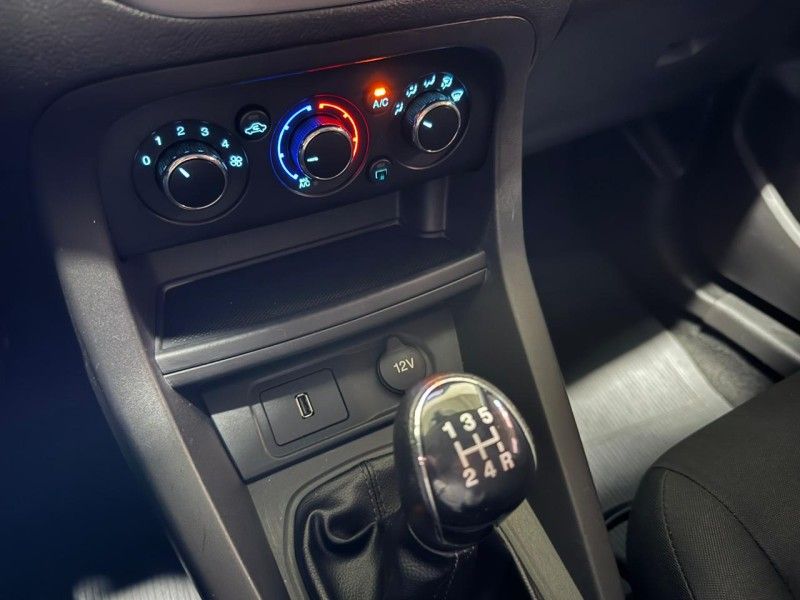 FORD KA 1.0 SE PLUS 12V 2019/2020 SUL SERRA MOTORS CAXIAS DO SUL / Carros no Vale