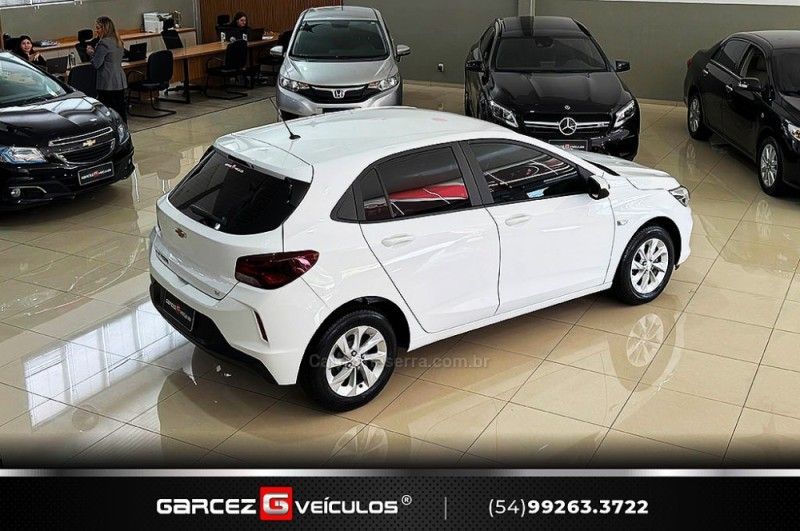 CHEVROLET ONIX 1.0 LT 12V 2022/2023 GARCEZ VEÍCULOS BENTO GONÇALVES / Carros no Vale