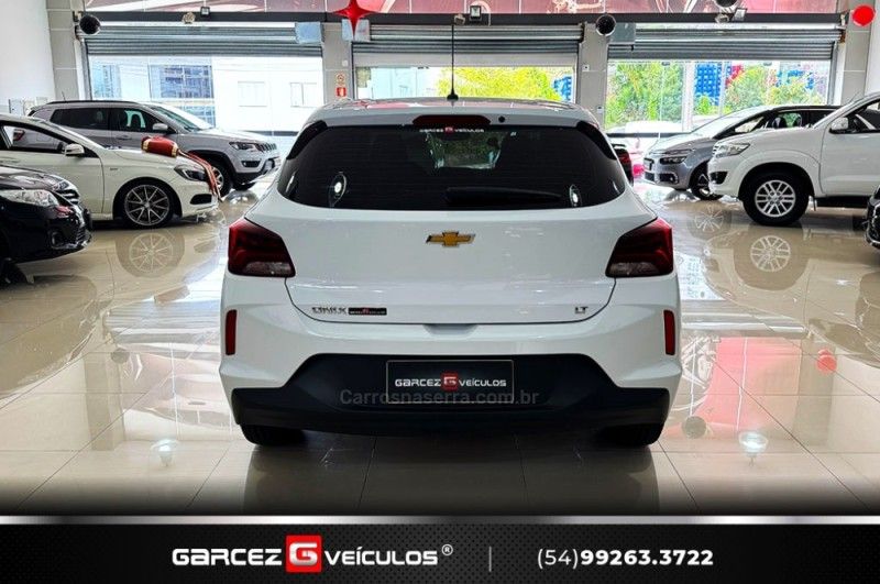 CHEVROLET ONIX 1.0 LT 12V 2022/2023 GARCEZ VEÍCULOS BENTO GONÇALVES / Carros no Vale