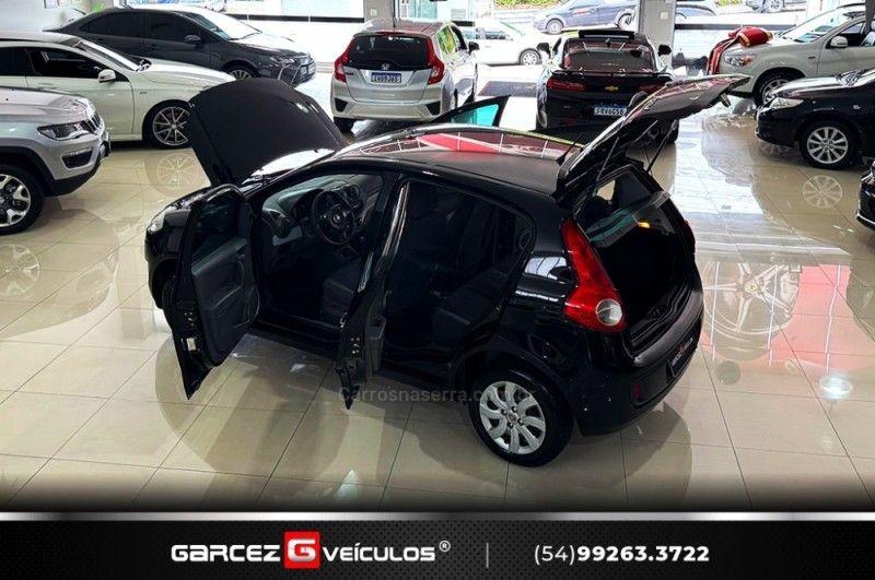 FIAT PALIO 1.0 MPI ATTRACTIVE 8V 2016/2016 GARCEZ VEÍCULOS BENTO GONÇALVES / Carros no Vale FIAT PALIO 1.0 MPI ATTRACTIVE 8V 2016/2016 GARCEZ VEÍCULOS BENTO GONÇALVES / Carros no Vale