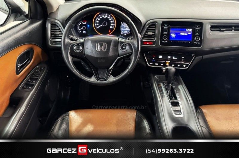 HONDA HR-V 1.8 16V EX 2017/2018 GARCEZ VEÍCULOS BENTO GONÇALVES / Carros no Vale