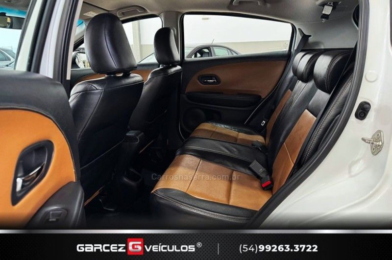HONDA HR-V 1.8 16V EX 2017/2018 GARCEZ VEÍCULOS BENTO GONÇALVES / Carros no Vale