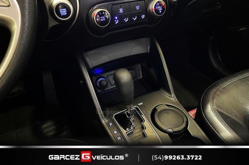 HYUNDAI IX35 2.0 16V 2014/2015 GARCEZ VEÍCULOS BENTO GONÇALVES / Carros no Vale