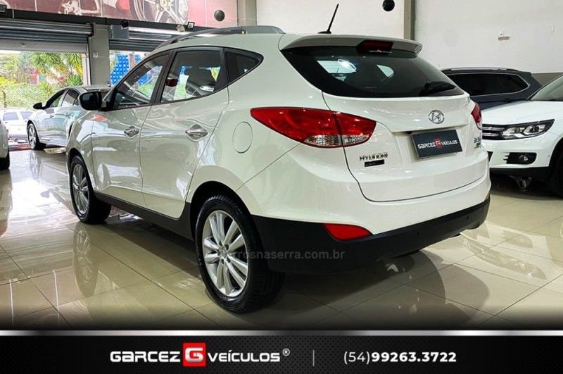 HYUNDAI IX35 2.0 16V 2014/2015 GARCEZ VEÍCULOS BENTO GONÇALVES / Carros no Vale