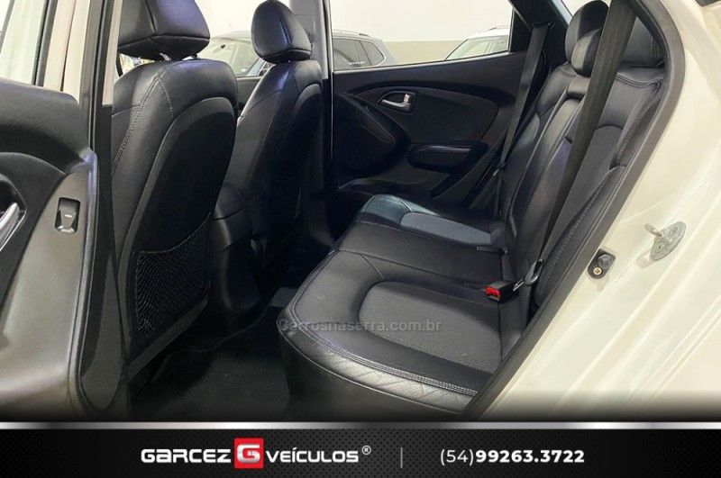 HYUNDAI IX35 2.0 16V 2014/2015 GARCEZ VEÍCULOS BENTO GONÇALVES / Carros no Vale