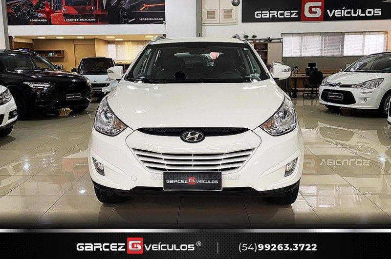 HYUNDAI IX35 2.0 16V 2014/2015 GARCEZ VEÍCULOS BENTO GONÇALVES / Carros no Vale