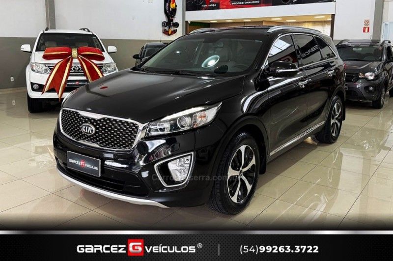 KIA SORENTO 3.3 EX V6 24V 7 LUGARES 2015/2016 GARCEZ VEÍCULOS BENTO GONÇALVES / Carros no Vale