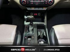 KIA SORENTO 3.3 EX V6 24V 7 LUGARES 2015/2016 GARCEZ VEÍCULOS BENTO GONÇALVES / Carros no Vale