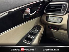 KIA SORENTO 3.3 EX V6 24V 7 LUGARES 2015/2016 GARCEZ VEÍCULOS BENTO GONÇALVES / Carros no Vale