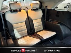 KIA SORENTO 3.3 EX V6 24V 7 LUGARES 2015/2016 GARCEZ VEÍCULOS BENTO GONÇALVES / Carros no Vale