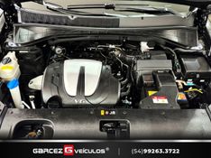 KIA SORENTO 3.3 EX V6 24V 7 LUGARES 2015/2016 GARCEZ VEÍCULOS BENTO GONÇALVES / Carros no Vale