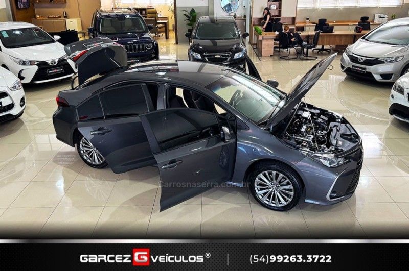 TOYOTA COROLLA 2.0 XEI 16V 2024/2024 GARCEZ VEÍCULOS BENTO GONÇALVES / Carros no Vale