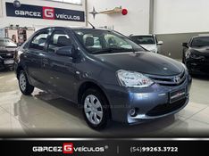 TOYOTA ETIOS 1.5 XS SEDAN 16V 2016/2016 GARCEZ VEÍCULOS BENTO GONÇALVES / Carros no Vale