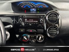 TOYOTA ETIOS 1.5 XS SEDAN 16V 2016/2016 GARCEZ VEÍCULOS BENTO GONÇALVES / Carros no Vale