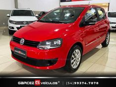 VOLKSWAGEN FOX 1.0 MI TREND 8V 2010/2011 GARCEZ VEÍCULOS BENTO GONÇALVES / Carros no Vale