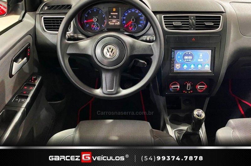 VOLKSWAGEN FOX 1.0 MI TREND 8V 2010/2011 GARCEZ VEÍCULOS BENTO GONÇALVES / Carros no Vale