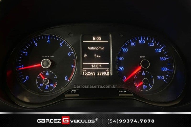VOLKSWAGEN FOX 1.0 MI TREND 8V 2010/2011 GARCEZ VEÍCULOS BENTO GONÇALVES / Carros no Vale