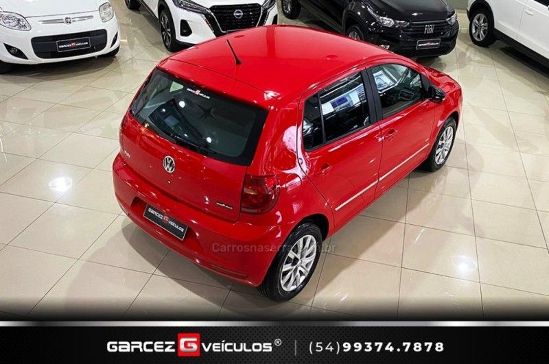 VOLKSWAGEN FOX 1.0 MI TREND 8V 2010/2011 GARCEZ VEÍCULOS BENTO GONÇALVES / Carros no Vale
