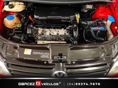 VOLKSWAGEN FOX 1.0 MI TREND 8V 2010/2011 GARCEZ VEÍCULOS BENTO GONÇALVES / Carros no Vale