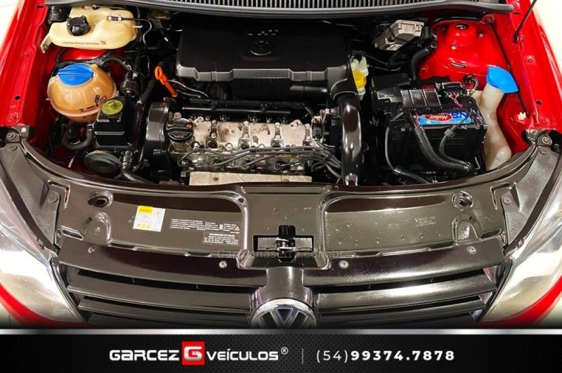 VOLKSWAGEN FOX 1.0 MI TREND 8V 2010/2011 GARCEZ VEÍCULOS BENTO GONÇALVES / Carros no Vale