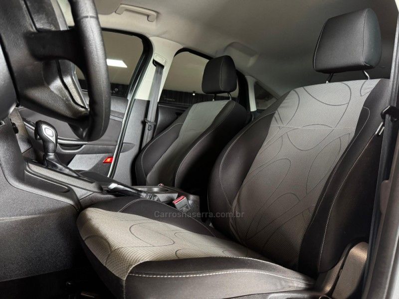 FORD FOCUS 1.6 S 16V 2014/2015 GRIFFCAR MULTIMARCAS DOIS IRMÃOS / Carros no Vale