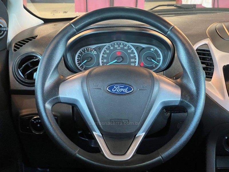 FORD KA 1.0 SE 12V 2020/2020 GRIFFCAR MULTIMARCAS DOIS IRMÃOS / Carros no Vale