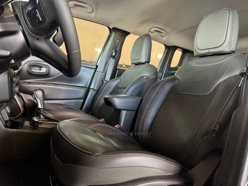 JEEP RENEGADE 1.3 LONGITUDE T270 TURBO 2023/2024 GRIFFCAR MULTIMARCAS DOIS IRMÃOS / Carros no Vale