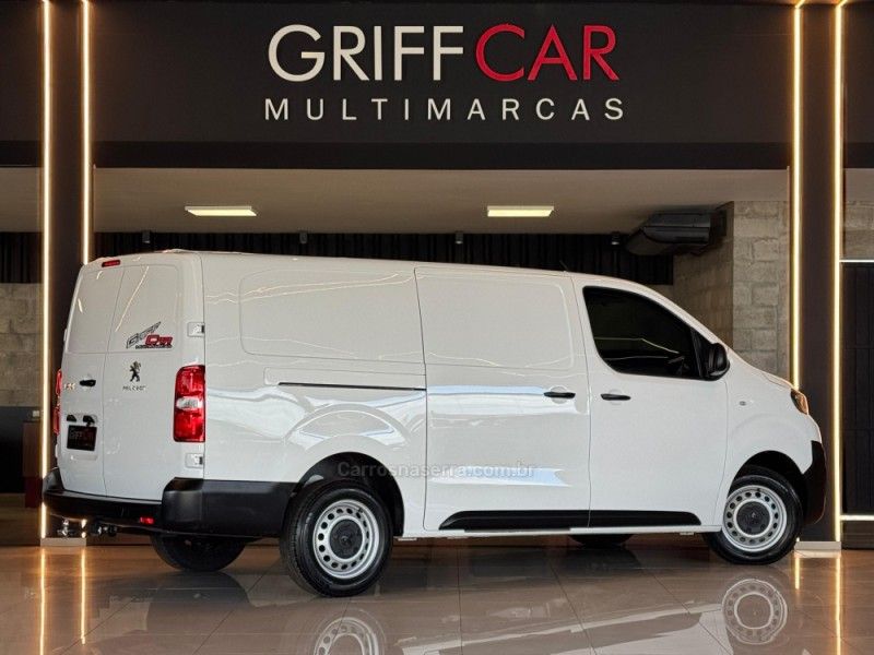 PEUGEOT EXPERT 1.6 BLUEHDI BUSINESS PACK 2021/2022 GRIFFCAR MULTIMARCAS DOIS IRMÃOS / Carros no Vale