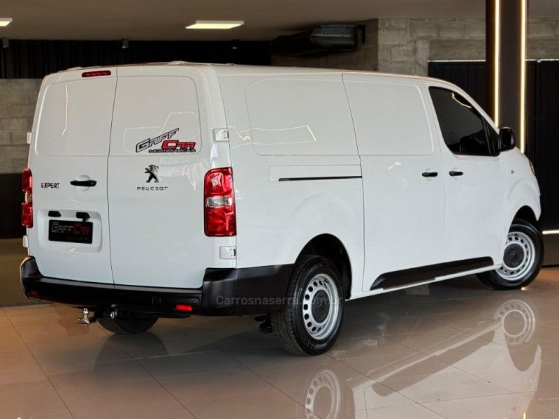 PEUGEOT EXPERT 1.6 BLUEHDI BUSINESS PACK 2021/2022 GRIFFCAR MULTIMARCAS DOIS IRMÃOS / Carros no Vale