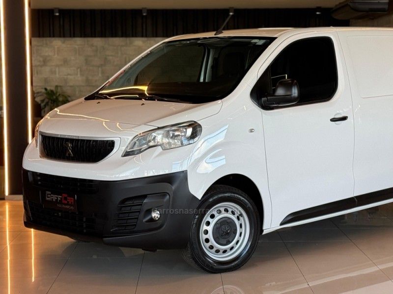 PEUGEOT EXPERT 1.6 BLUEHDI BUSINESS PACK 2021/2022 GRIFFCAR MULTIMARCAS DOIS IRMÃOS / Carros no Vale